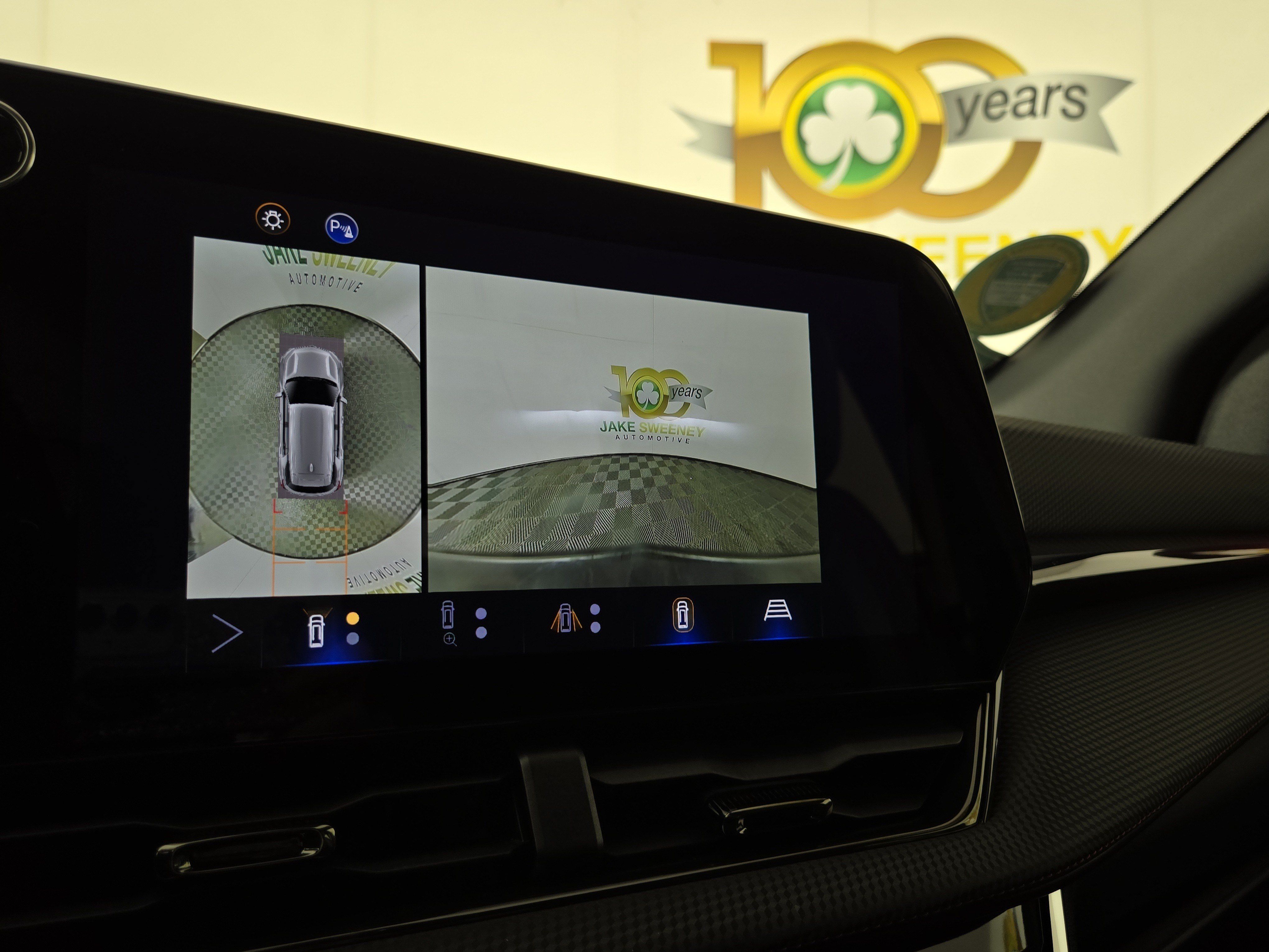 Used 2025 Chevrolet Equinox RS w/ Safety and Technology Package FWD image 21