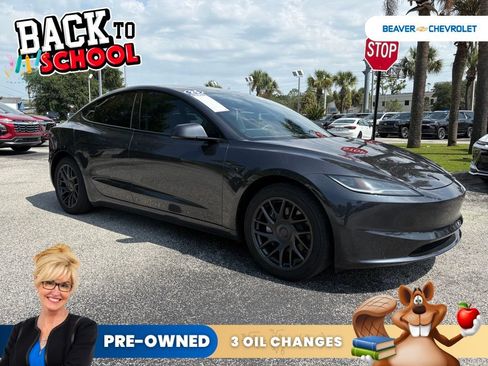 Used 2025 Tesla Model 3 Long Range RWD image 9