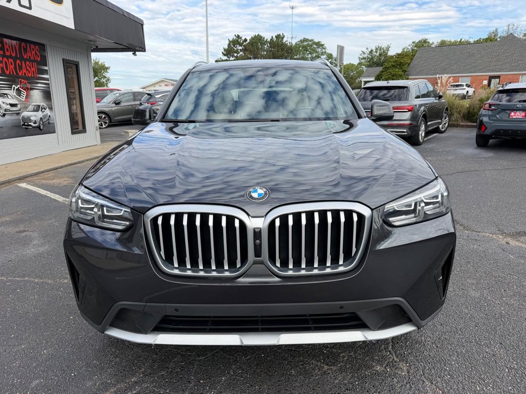 Used 2023 BMW X3 xDrive30i w/ Premium Package AWD/4WD image 3