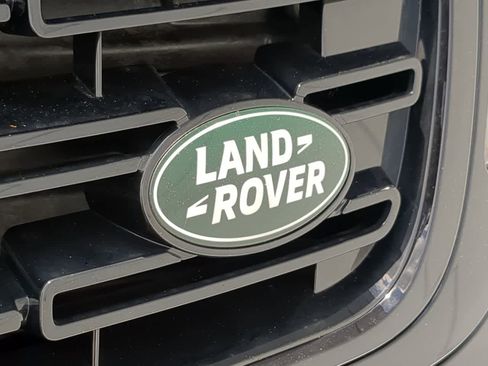 Certified 2025 Land Rover Range Rover Evoque Dynamic SE image 11