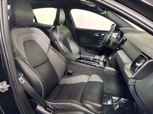 Used 2021 Volvo S60 T8 R-Design AWD/4WD image 12