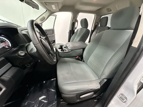 Used 2017 RAM 1500 Express image 13