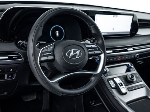 Used 2024 Hyundai Palisade Calligraphy image 9