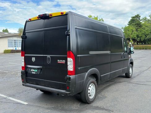 Used 2022 RAM ProMaster 2500 image 6