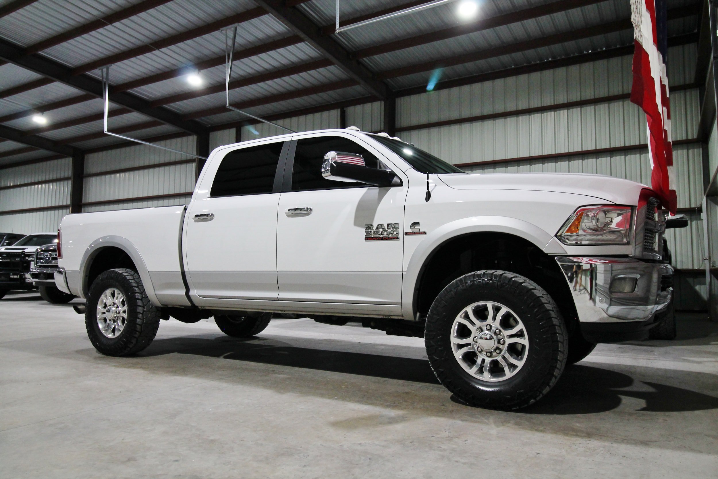 Used 2018 RAM 3500 Laramie AWD/4WD image 15