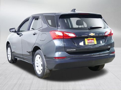 Used 2020 Chevrolet Equinox LS w/ LS Convenience Package image 5
