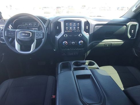 Used 2020 GMC Sierra 1500 SLE w/ SLE Value Package image 24