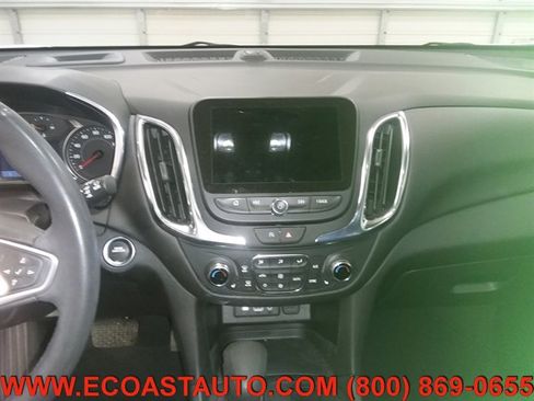 Used 2022 Chevrolet Equinox LT image 12