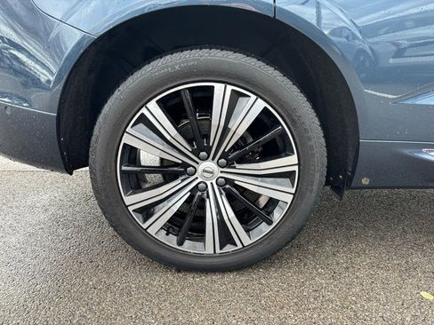 Certified 2023 Volvo XC60 B5 Plus w/ Climate Package AWD/4WD image 33