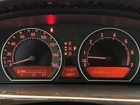 Used 2007 BMW 750i image 12