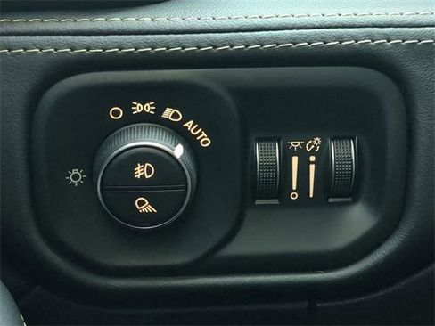 Certified 2024 RAM 3500 Limited image 30