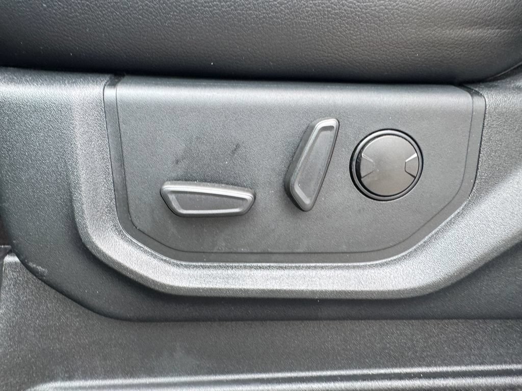Used 2020 Ford F150 Lariat AWD/4WD image 23