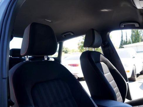 Used 2019 Volkswagen Jetta GLI image 14