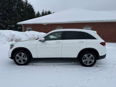 Used 2021 Mercedes-Benz GLC 300 4MATIC image 4