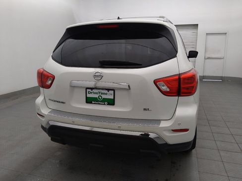 Used 2017 Nissan Pathfinder SL FWD image 7
