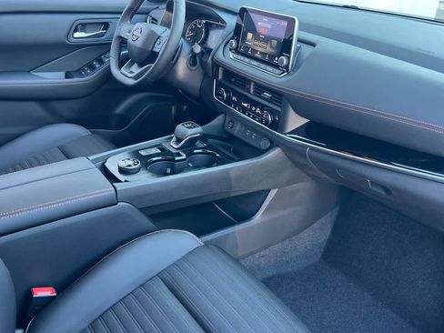 New 2026 Nissan Rogue SV image 19