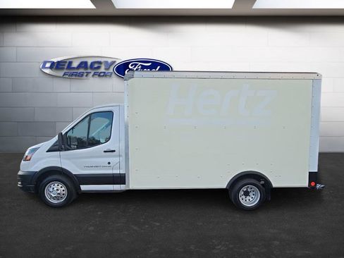 Used 2022 Ford Transit 350 DRW image 2