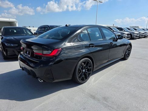 New 2026 BMW 330i Sedan w/ M Sport Package RWD image 4