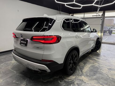 Used 2022 BMW X5 xDrive40i AWD/4WD image 6