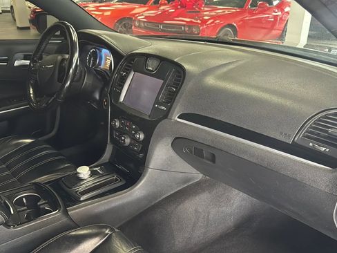 Used 2021 Chrysler 300 S RWD image 7