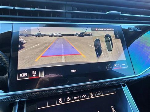Used 2021 Audi SQ8 Prestige image 11
