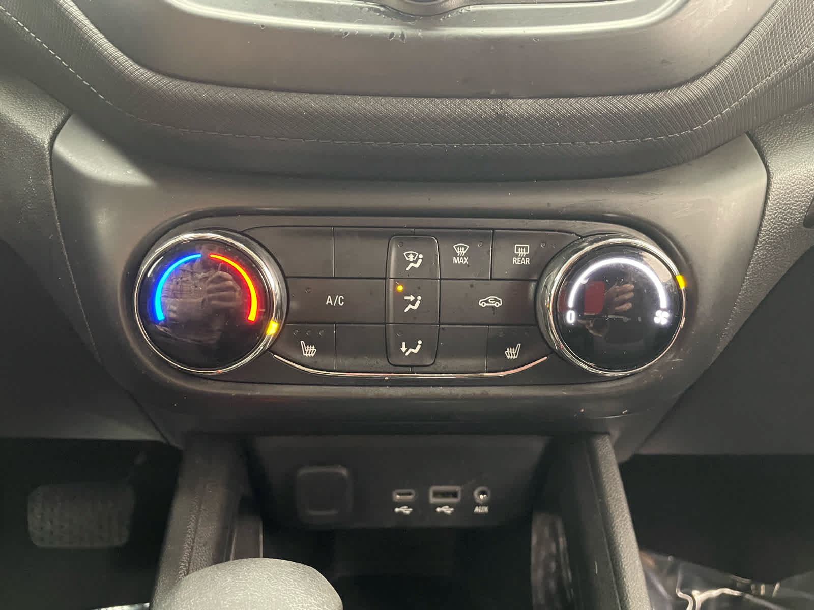 Used 2023 Chevrolet TrailBlazer LT AWD/4WD image 5