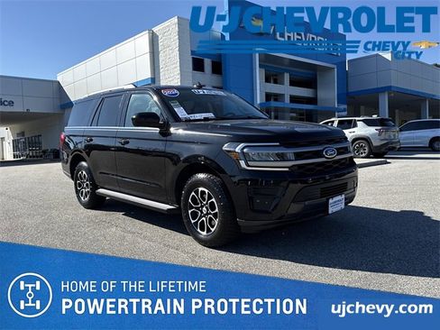 Used 2024 Ford Expedition XLT image 1