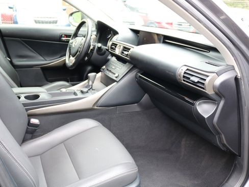 Used 2016 Lexus IS 200t image 43