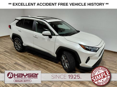 Used 2022 Toyota RAV4 Limited AWD/4WD image 22