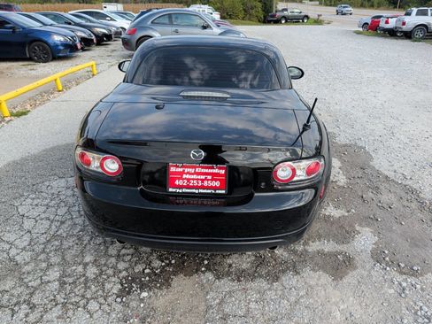 Used 2008 MAZDA MX-5 Miata Grand Touring w/ Premium Pkg image 4