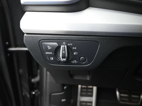Used 2021 Audi SQ5 Premium w/ Convenience Package AWD/4WD image 12