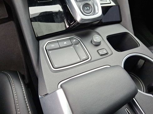 Used 2024 Acura MDX SH-AWD w/ Technology Package image 26