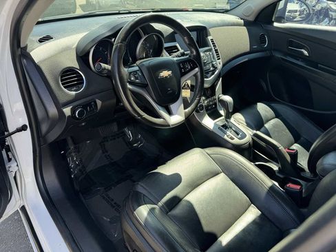 Used 2014 Chevrolet Cruze LT image 4
