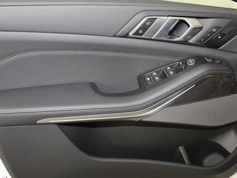 New 2026 BMW X5 xDrive40i w/ M Sport Package image 12