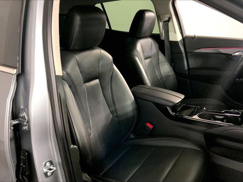 Used 2025 Buick Envision Preferred image 7