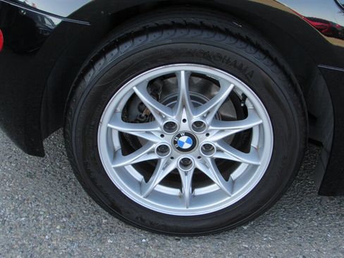 Used 2003 BMW Z4 2.5i image 21