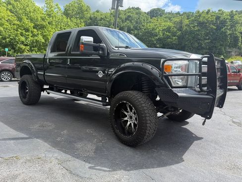Used 2015 Ford F250 Platinum w/ FX4 Off-Road Package image 17