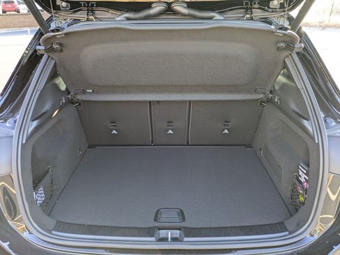 Certified 2025 Mercedes-Benz GLA 250 image 31