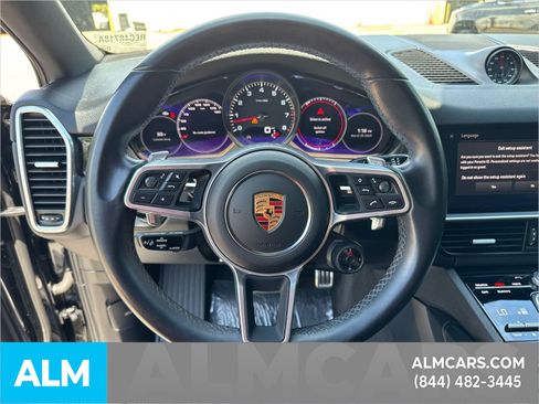 Used 2022 Porsche Cayenne S image 30