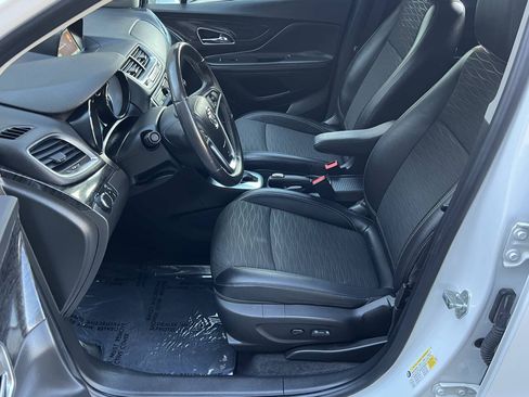 Used 2016 Buick Encore AWD image 15
