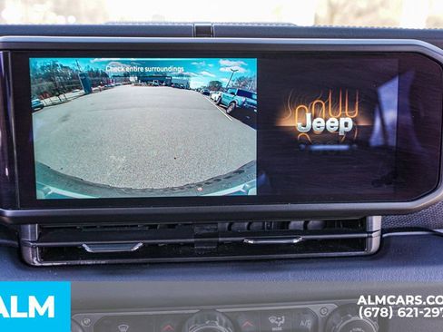 Used 2024 Jeep Wrangler Unlimited Rubicon image 38