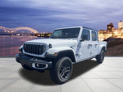 New 2025 Jeep Gladiator Sport