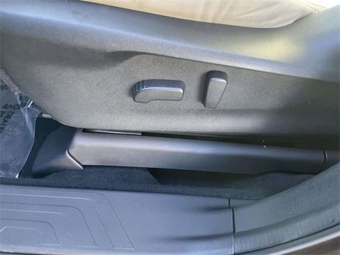 Used 2020 Subaru Ascent Premium w/ Sport Package image 12