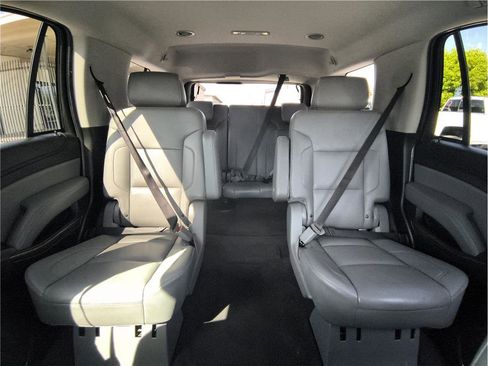Used 2019 Chevrolet Tahoe LT image 7