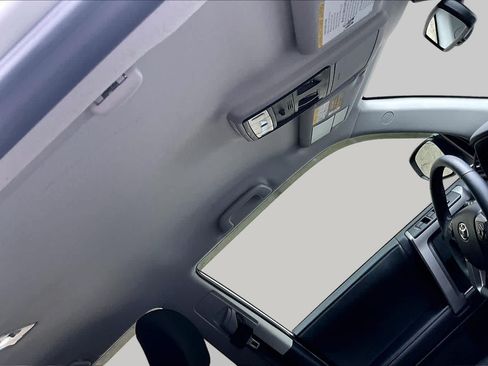 Used 2024 Toyota 4Runner SR5 RWD image 14