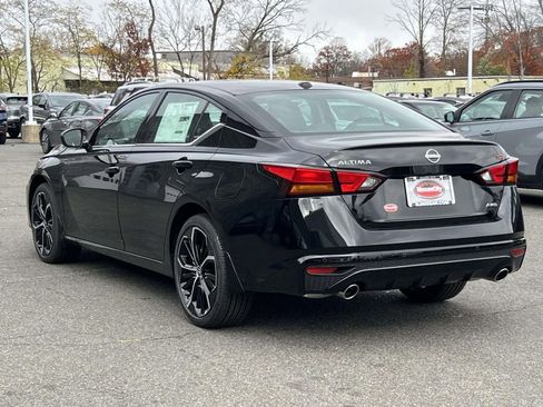 New 2025 Nissan Altima 2.5 SR AWD/4WD image 4