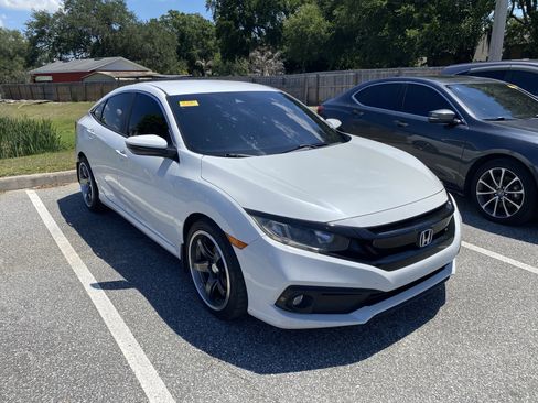 Used 2019 Honda Civic Sport image 5