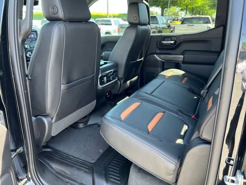 Used 2021 GMC Sierra 1500 AT4 w/ AT4 Premium Package AWD/4WD image 21