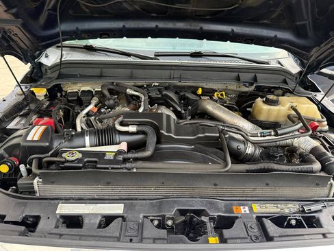 Used 2011 Ford F250 Lariat w/ Lariat Ultimate Pkg AWD/4WD image 61