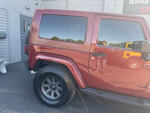 Used 2009 Jeep Wrangler Sahara AWD/4WD image 9